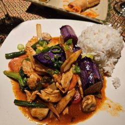 Thai Basil Bistro