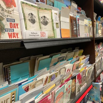 Barnes & Noble Booksellers - Bookstores Near Me - Edison, New Jersey