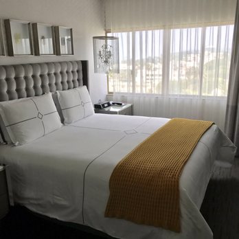 Huntley - King bed - Hotels Near Me - Santa Monica, California Huntley - King bed - Hotels Near Me - Santa Monica, California