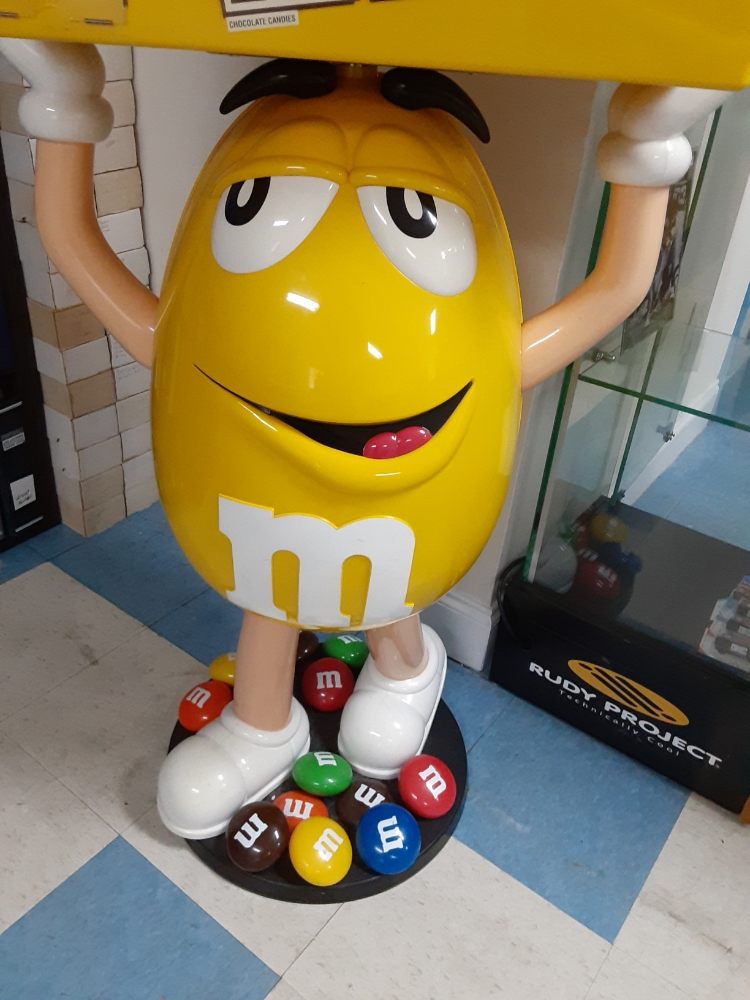 SPORTS CARDS & FABULOUS FINDS Updated October 2024 206