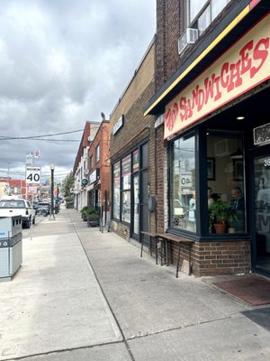 DAM Sandwiches by null