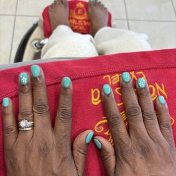 Pedi and mani