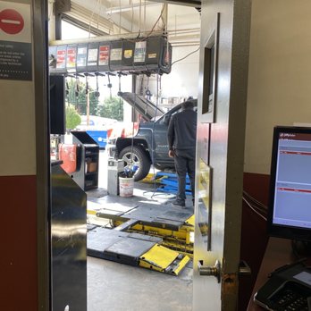Jiffy Lube - After 3 hours asked for my truck back without the rear brakes to be completed. - Auto Repair Near Me - Whittier, California