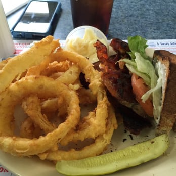 Eagles Nest Restaurant - BLT and onion rings - Seafood Near Me - Brewer, Maine