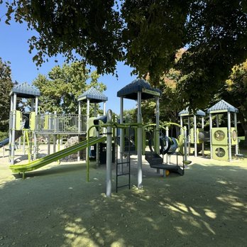 Anna J Martin Park - 2 playgrounds - Parks Near Me - La Mirada, California