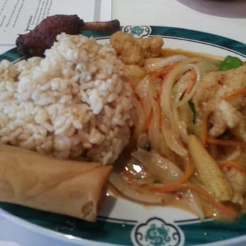 Thai House - Bangkok Grouper (slightly spicy red curry, onions, baby corn, mushrooms), brown rice, chicken leg, veggie spring roll. Yum! - Chinese Near Me - Roswell, Georgia Thai House - Bangkok Grouper (slightly spicy red curry, onions, baby corn, mushrooms), brown rice, chicken leg, veggie spring roll. Yum! - Chinese Near Me - Roswell, Georgia