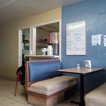 La Tapapia - I think the term "Hole in the Wall" is appropriate. Seems clean...enough. Smells great. - Restaurants Near Me - Arcadia, Wisconsin La Tapapia - I think the term "Hole in the Wall" is appropriate. Seems clean...enough. Smells great. - Restaurants Near Me - Arcadia, Wisconsin