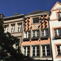 Glockenspielhaus - The bells are ringing.