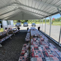 Apple Bin Grill & Bakery - Love the new outdoor dining pavilion