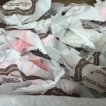 Nisshodo Candy Store - ChiChi Dangos - Pink and White Pillows of Lightly Sweet Mochi Goodness - Candy Stores Near Me - Honolulu, Hawaii