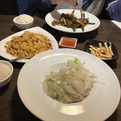 Lung Yung Restaurant - Chicken Chow Mein, Pork Fried Rice, Chicken with String Beans