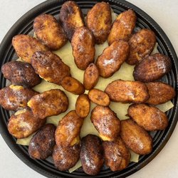 Roca Fuerte - This is our homemade Empanadas de Plátano stuffed with Leche or Frijole. Great for an appetizer or a dessert. In addition we can cater.