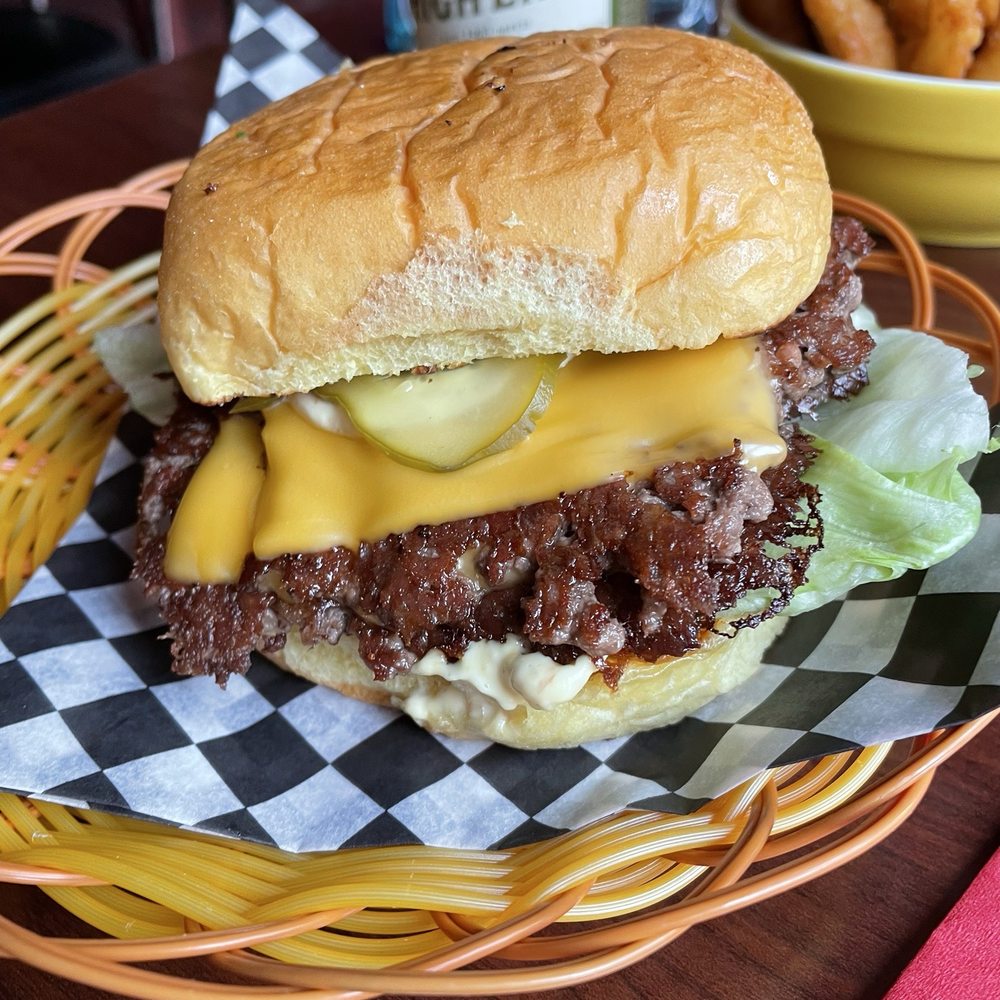 Double's - A great smash burg! - Bars Near Me - Montreal, Quebec