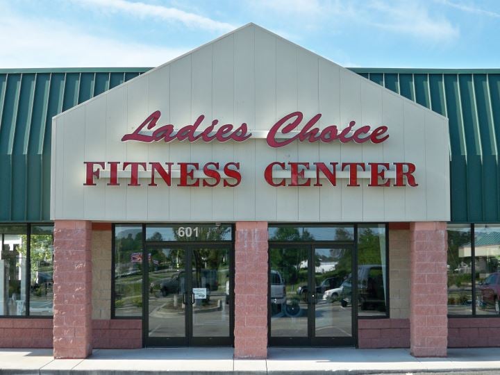 LADIES CHOICE FITNESS CENTER Updated August 2024 601 Robert M