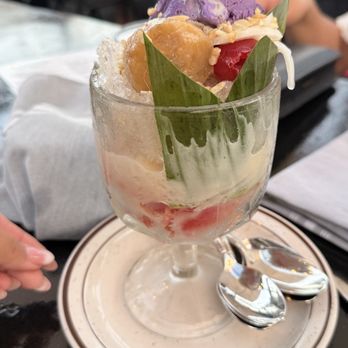 Malaya Eats - Halo Halo - Filipino Near Me - Reno, Nevada Malaya Eats - Halo Halo - Filipino Near Me - Reno, Nevada