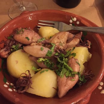 Cocheira Alentejana - Lulas/ squid with boiled potatoes - Portuguese Near Me - Lisbon, 11
