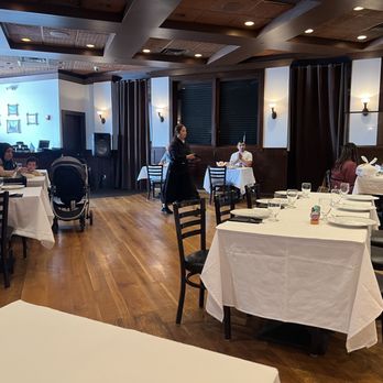 Shahirizada Restaurant - Dining area - Mediterranean Near Me - Naperville, Illinois