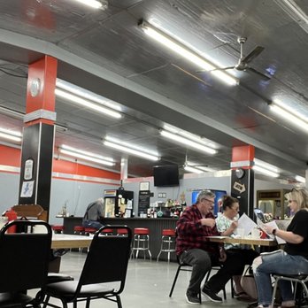 Factory Restaurant - Dining area - Diners Near Me - Saegertown, Pennsylvania Factory Restaurant - Dining area - Diners Near Me - Saegertown, Pennsylvania