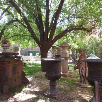 Elizabeth Street Gallery - Antiques Near Me - New York, New York