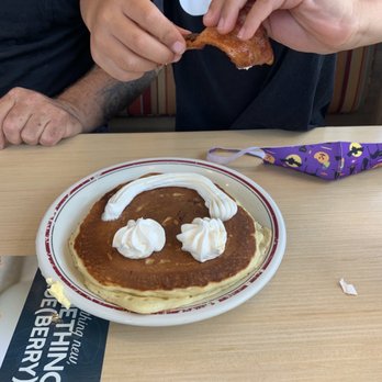 Huddle House - Kids pancake - Breakfast & Brunch Near Me - Clinton, Arkansas