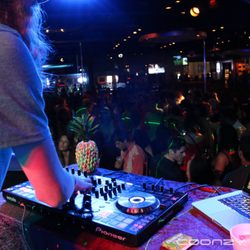 The Club at Live Bait