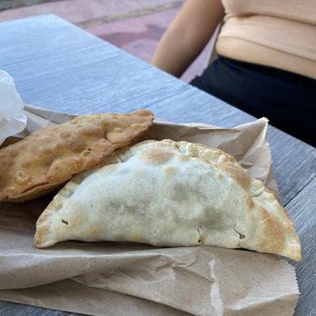 Las Olas Cafe - Empanadas de ropa Vieja and chicken - Cuban Near Me - Miami Beach, Florida