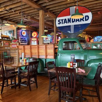 Sparky's Garage II - Seating area - American Near Me - Butte, Montana