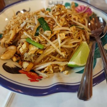 555 Boat Noodles - Pad Thai - Thai Near Me - North York, Ontario