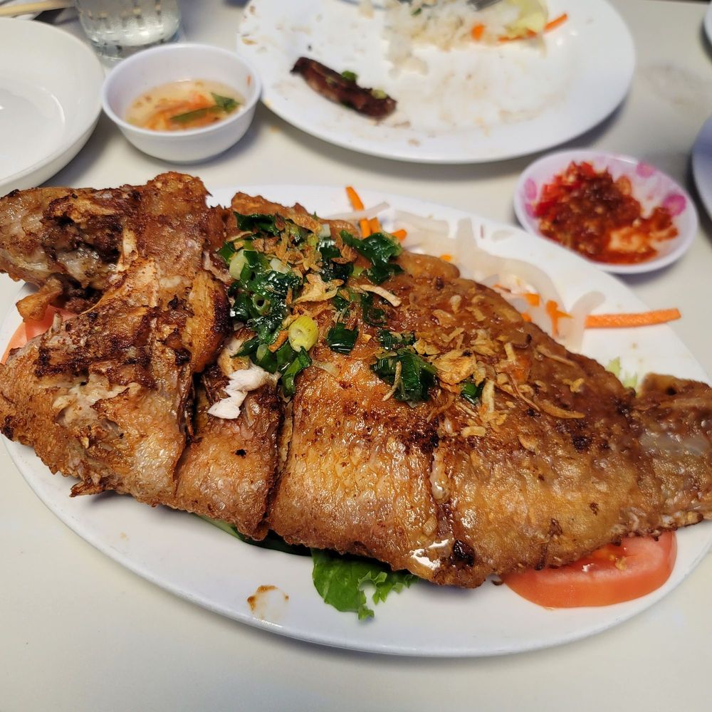 Super Pho - Waialae - Fried Tilapia - Vietnamese Near Me - Honolulu, Hawaii Super Pho - Waialae - Fried Tilapia - Vietnamese Near Me - Honolulu, Hawaii