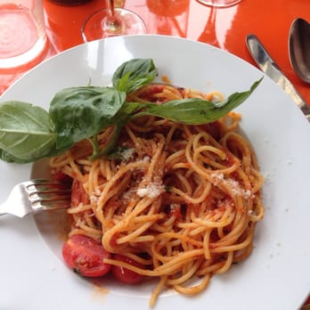 Dino - Plain spaghetti - Italian Near Me - Paris, 75 Dino - Plain spaghetti - Italian Near Me - Paris, 75