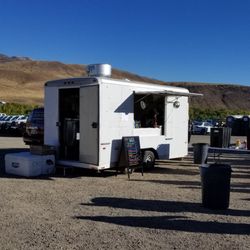 Tnt Auction- Salt Lake City - Catering trailer if you are hungry