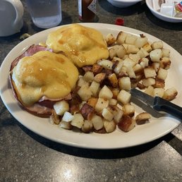 Eggs Benedict
