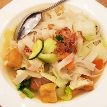 Nguyen's Pho House - Vietnamese Near Me - Vienna, 9