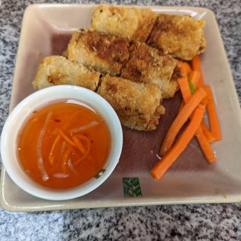 Tamarind Tree Restaurant - Egg roll - Vietnamese Near Me - Seattle, Washington Tamarind Tree Restaurant - Egg roll - Vietnamese Near Me - Seattle, Washington