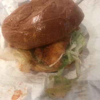 Do-Rite Donuts & Chicken - Hot & Spicy Chicken Sandwich - Donuts Near Me - Chicago, Illinois