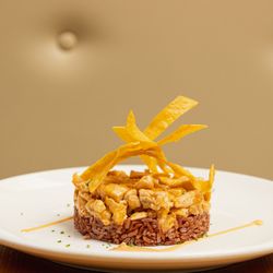 El Pasaje Santa Maria la Blanca - Arroz rojo con pollo picante
