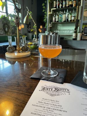 Ugly Monkey Party Bar by null