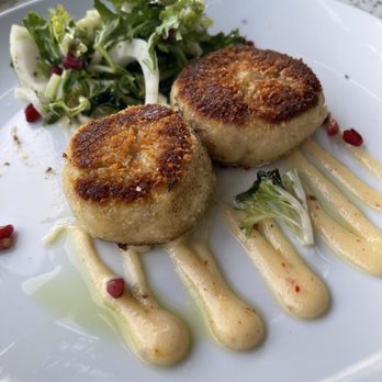 C Level - Crab cakes - New American Near Me - San Diego, California
