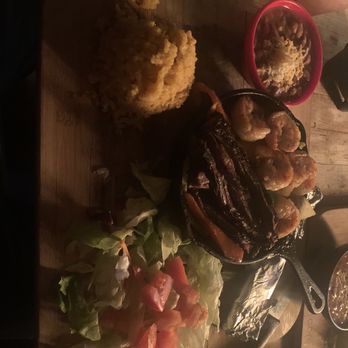 Orozco's De Ventura - Fajitas, shrimp and carne asada, beans and rice, small portions. - Seafood Near Me - Ventura, California Orozco's De Ventura - Fajitas, shrimp and carne asada, beans and rice, small portions. - Seafood Near Me - Ventura, California