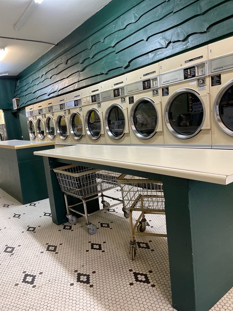 WASHBOARD LAUNDROMAT Updated August 2024 21 Photos & 10 Reviews