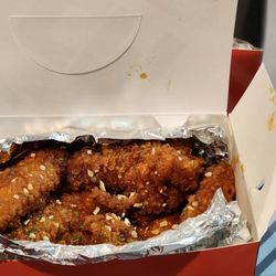 CM Korean Fried Chicken - Garlic soy chicken wings