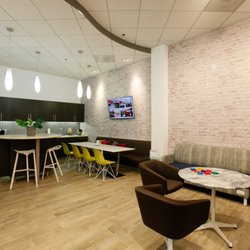 G/M Business Interiors
