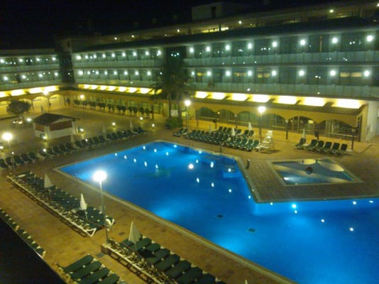 Hotel Mediterraneo by null