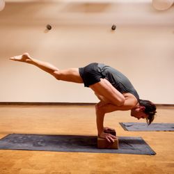 North Ray Yoga - Freestyle Flow