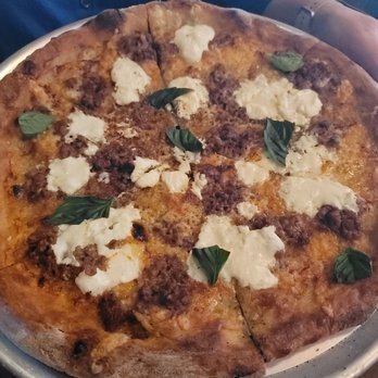 Stoneburner - Cheese pizza - Pizza Near Me - Seattle, Washington Stoneburner - Cheese pizza - Pizza Near Me - Seattle, Washington