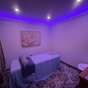 G Man Spa - Room with private bathroom. - Massage Near Me - New York, New York