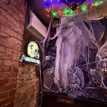 Erin Rose - Irish Pub Near Me - New Orleans, Louisiana