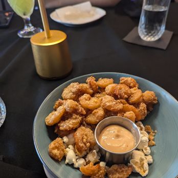 Deluxe Fun Dining - Bars Near Me - Charlotte, North Carolina