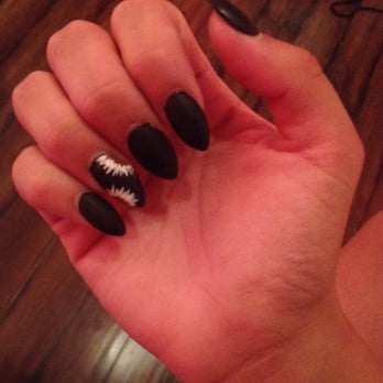 Wonder Nails - Nail Salons Near Me - Wildomar, California