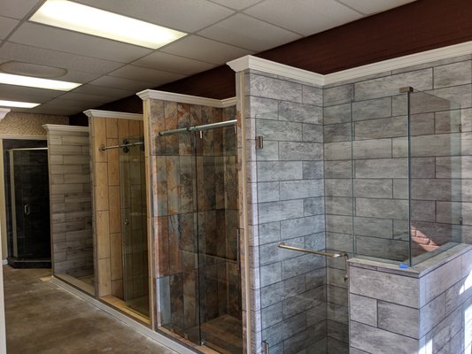 Service Bath & Glass